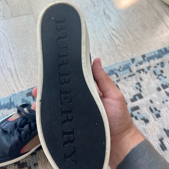 Burberry sneakers size 5 - Picture 7 of 7